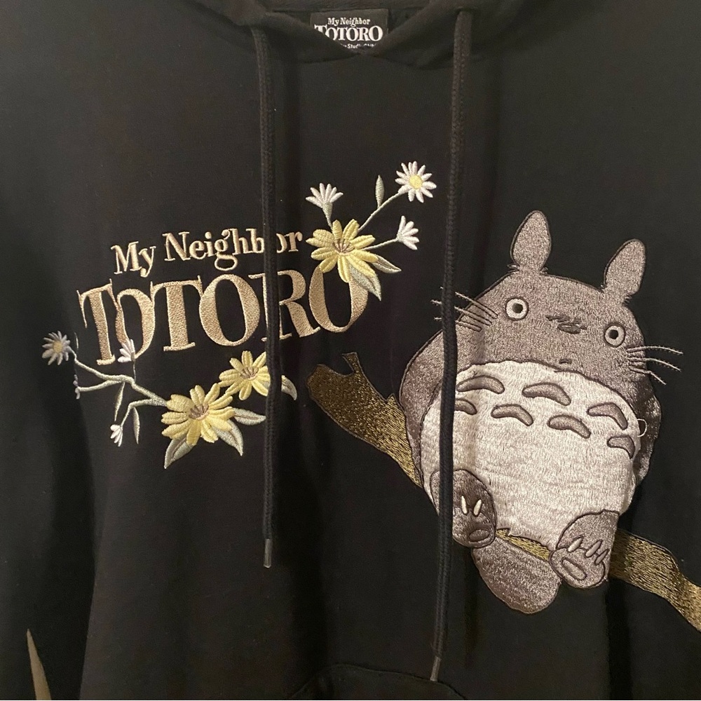 Unisex My Neighbor Totoro Floral Embroidered BoxLunch Exclusive Pullover Hoodie - Picture 9 of 12